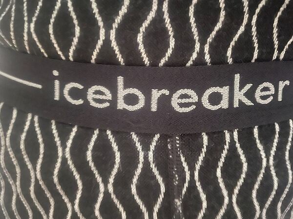 Triko Icebreaker W MER 260 VERTEX LS CREWE ON-PISTE Lady a spodky Icebreaker W MER 260 VERTEX LEGGINGS ON-PISTE Lady – 100% merino vlna přirozeně reguluje tělesnou teplotu