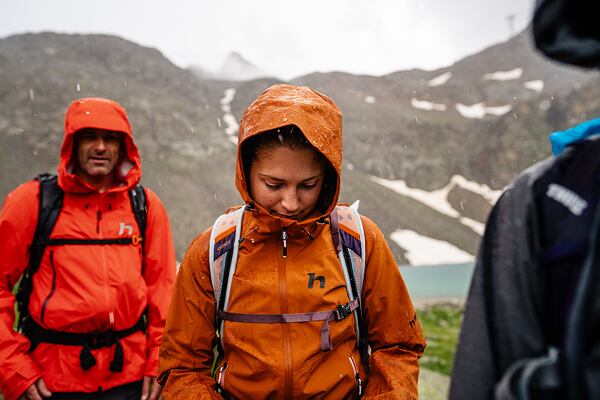 Odkaz na článek o výběru nepromokavé bundy
